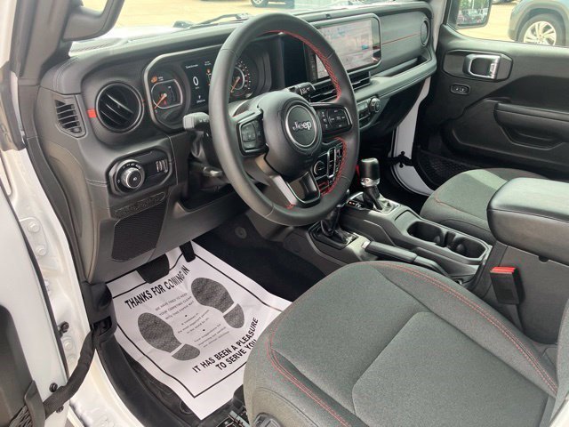 Used 2024 Bright White Clearcoat Jeep Rubicon image 16