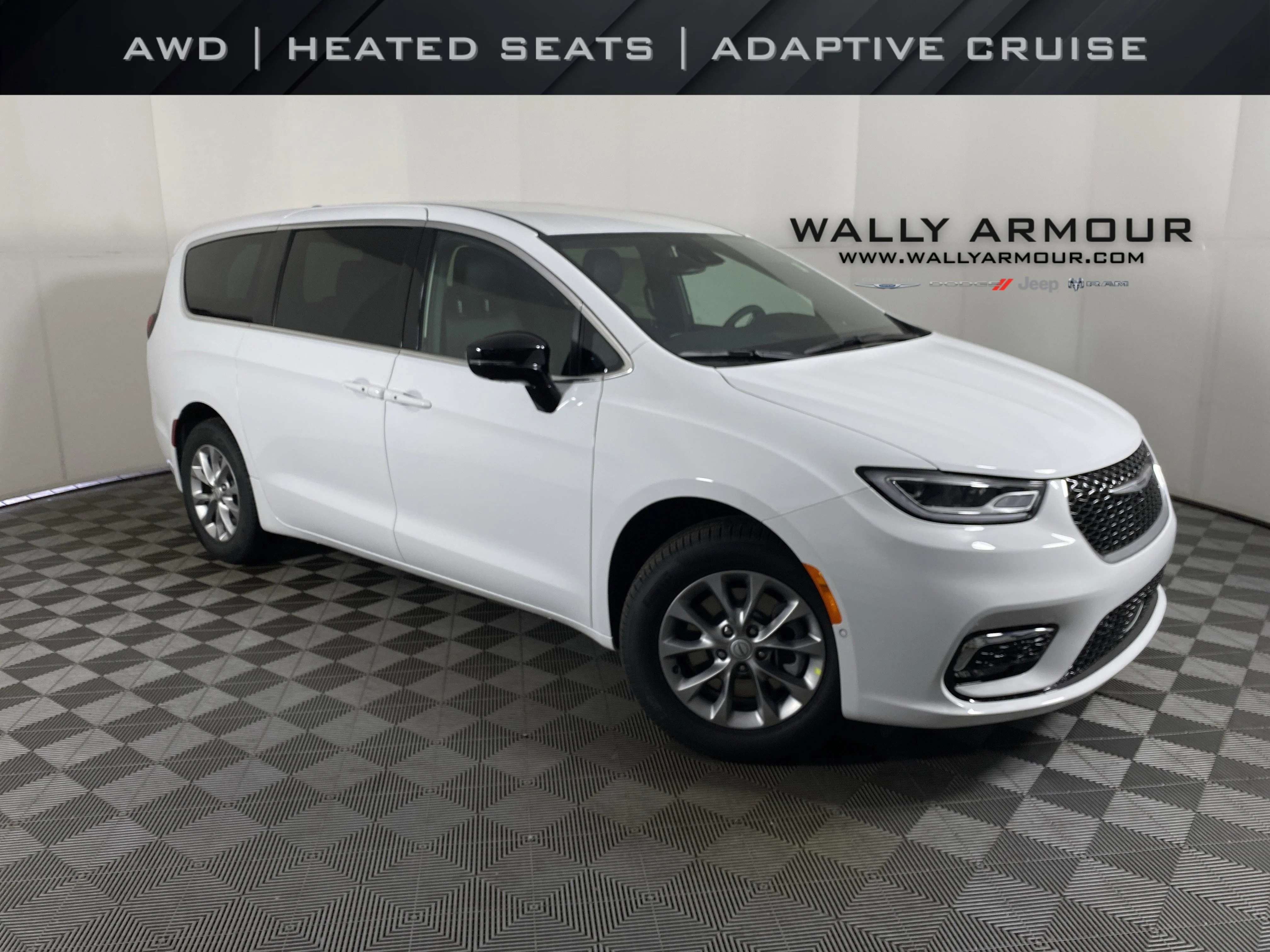 2026 Chrysler Pacifica Select AWD's photo