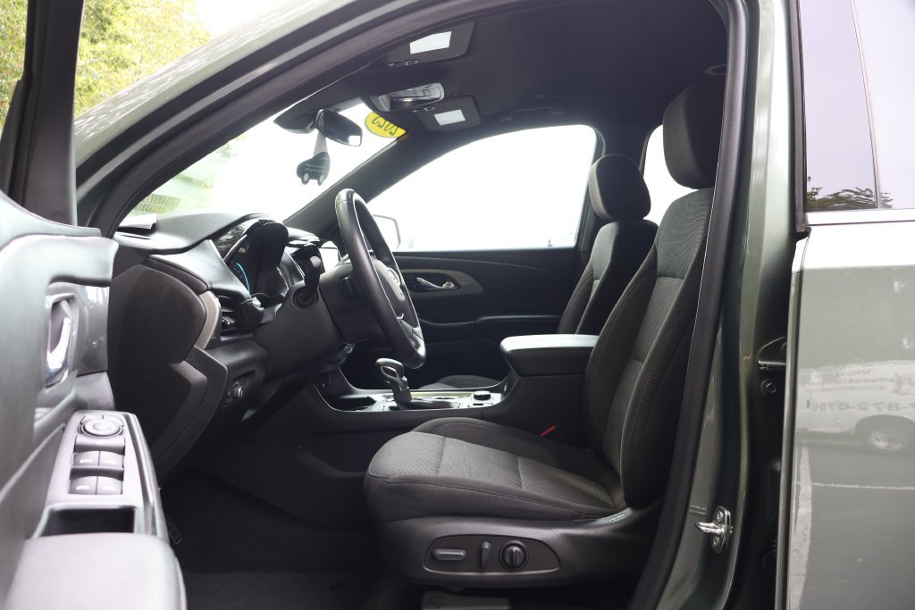 Used 2023  Chevrolet LT image 35