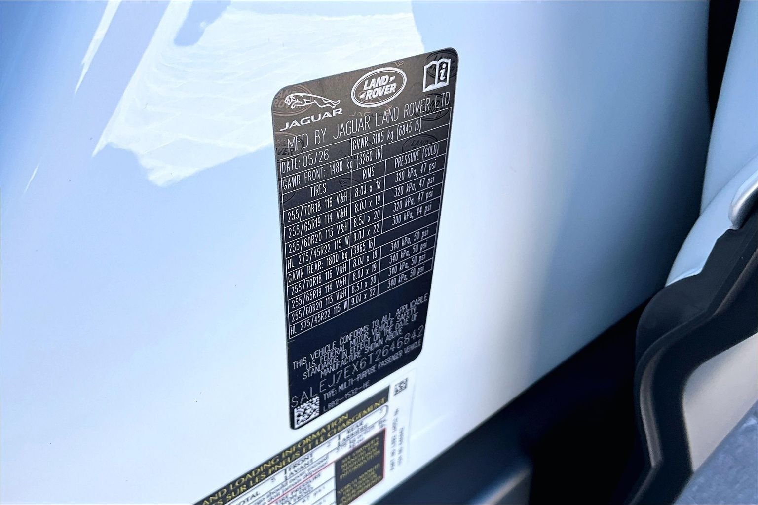 New 2026 Fuji White Land Rover S image 13