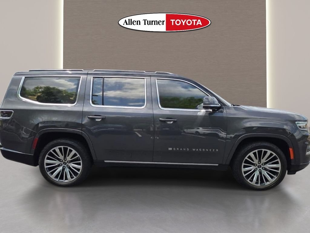 Used 2022 Gray Jeep Series III image 5