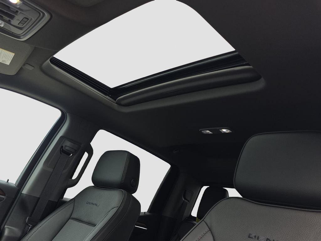 2026 GMC Sierra 1500 Denali - Photo 8