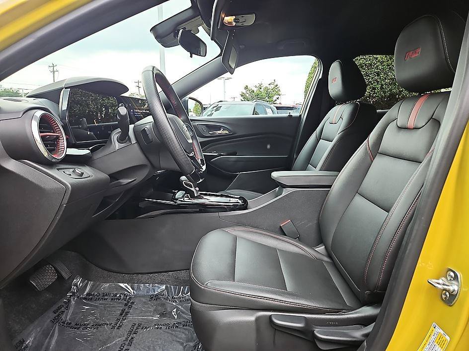 Used 2025 Nitro Yellow Metallic Chevrolet 2RS image 9