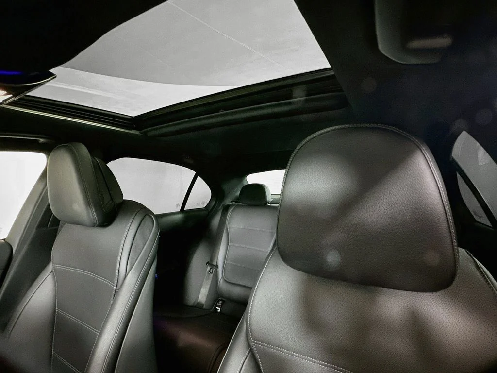 Used 2025 White Mercedes-Benz C 300 image 22