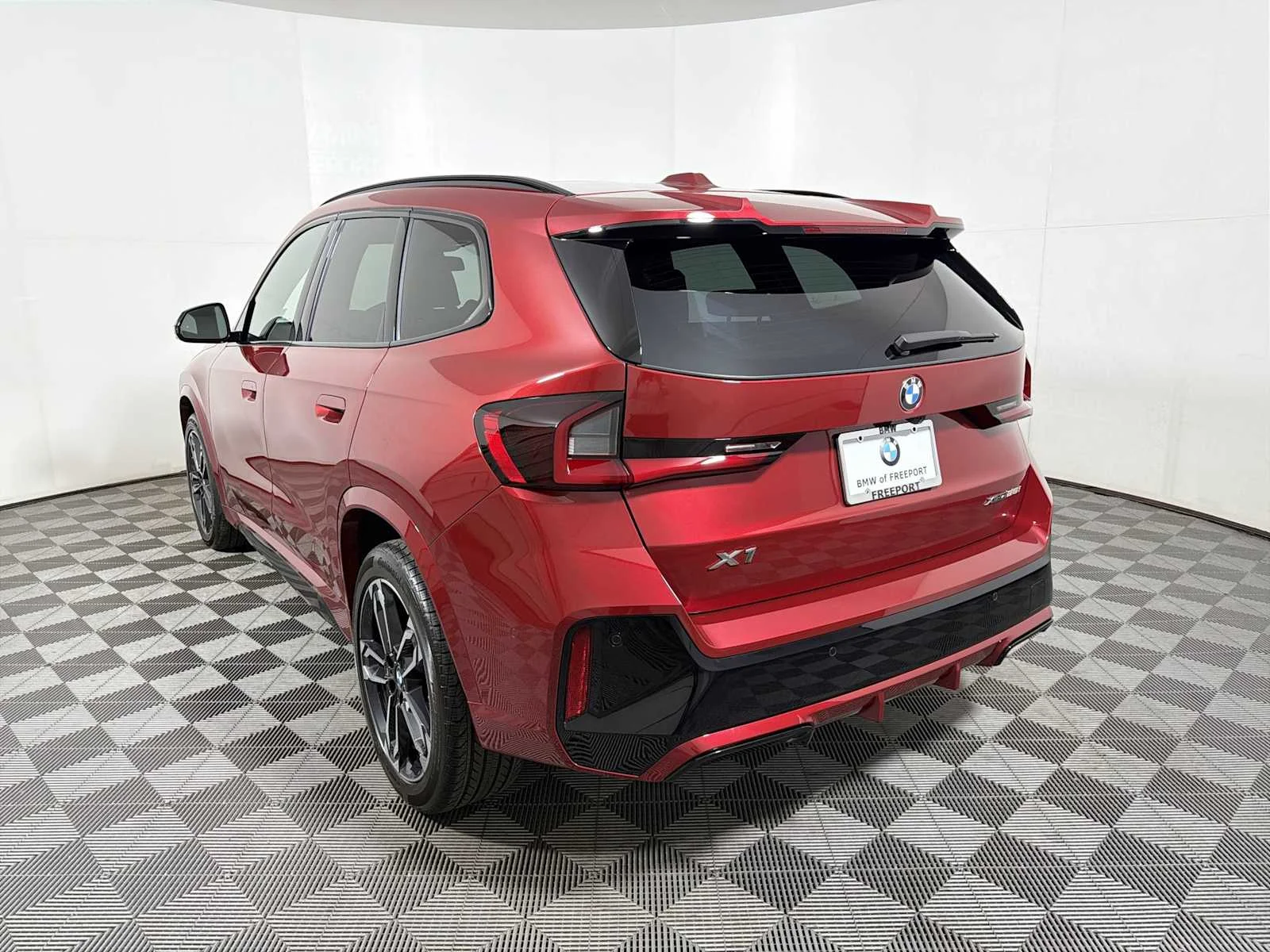 2026 BMW X1 28i - Photo 5