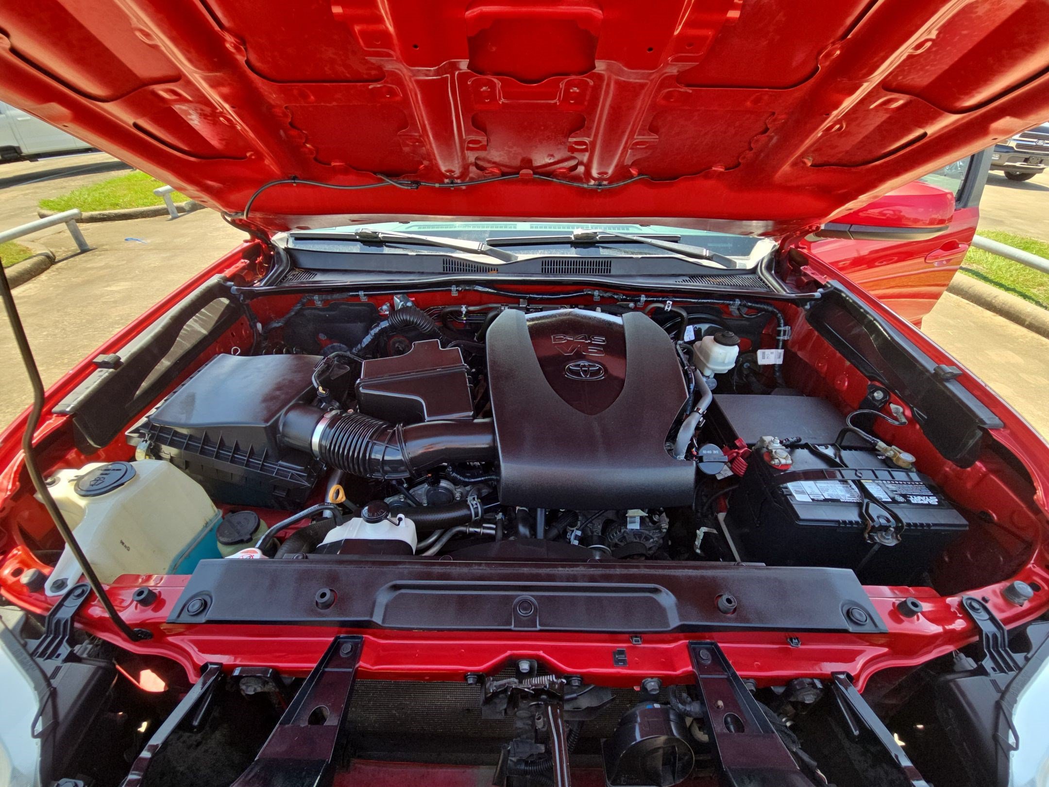 Used 2021 Barcelona Red Metallic Toyota SR5 image 29