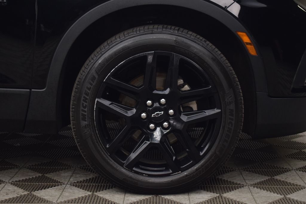 Used 2019 Black Chevrolet Base image 24