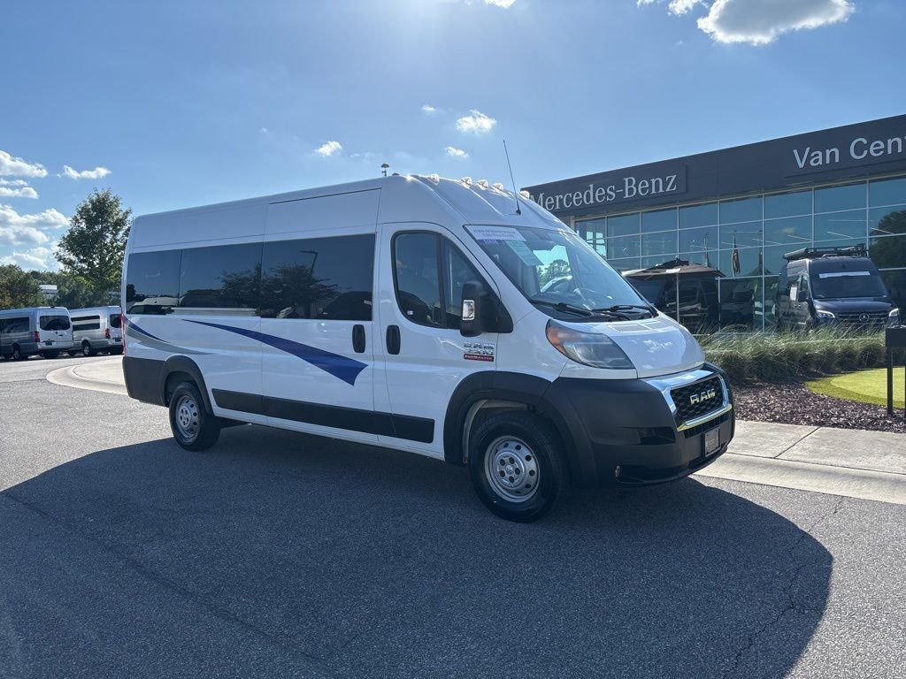 Used 2019 White Ram High Roof image 1
