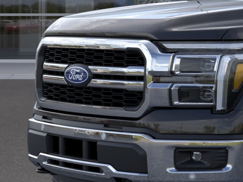 New 2025 Agate Black Metallic Ford LARIAT® image 17