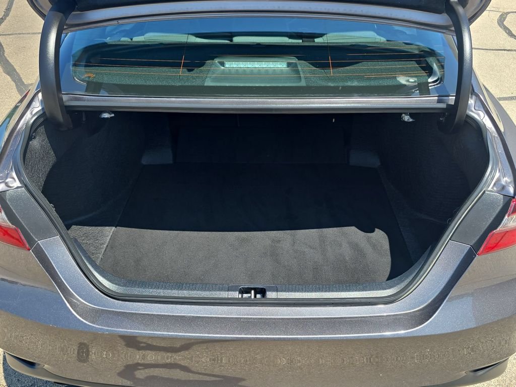 2023 Toyota Camry LE - Photo 34