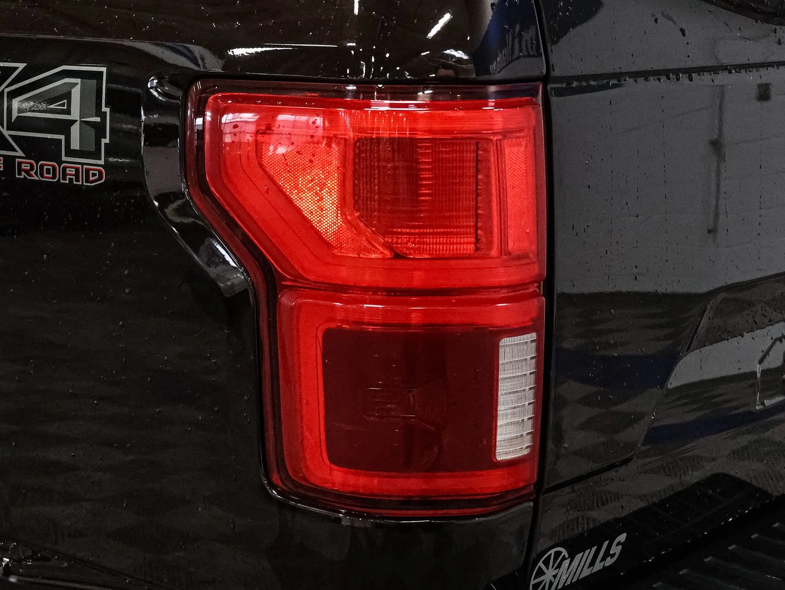 2020 Ford F-150 Lariat - Photo 15
