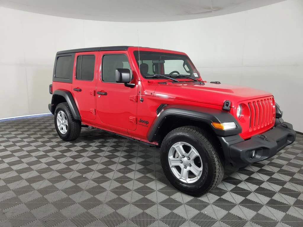 Used 2022 Red Jeep Unlimited Sport S image 2