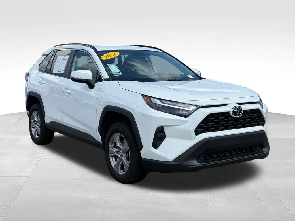 Used 2024 White Toyota XLE image 29