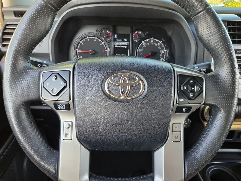 Used 2024 Classic Silver Metallic TOYOTA SR5 image 28