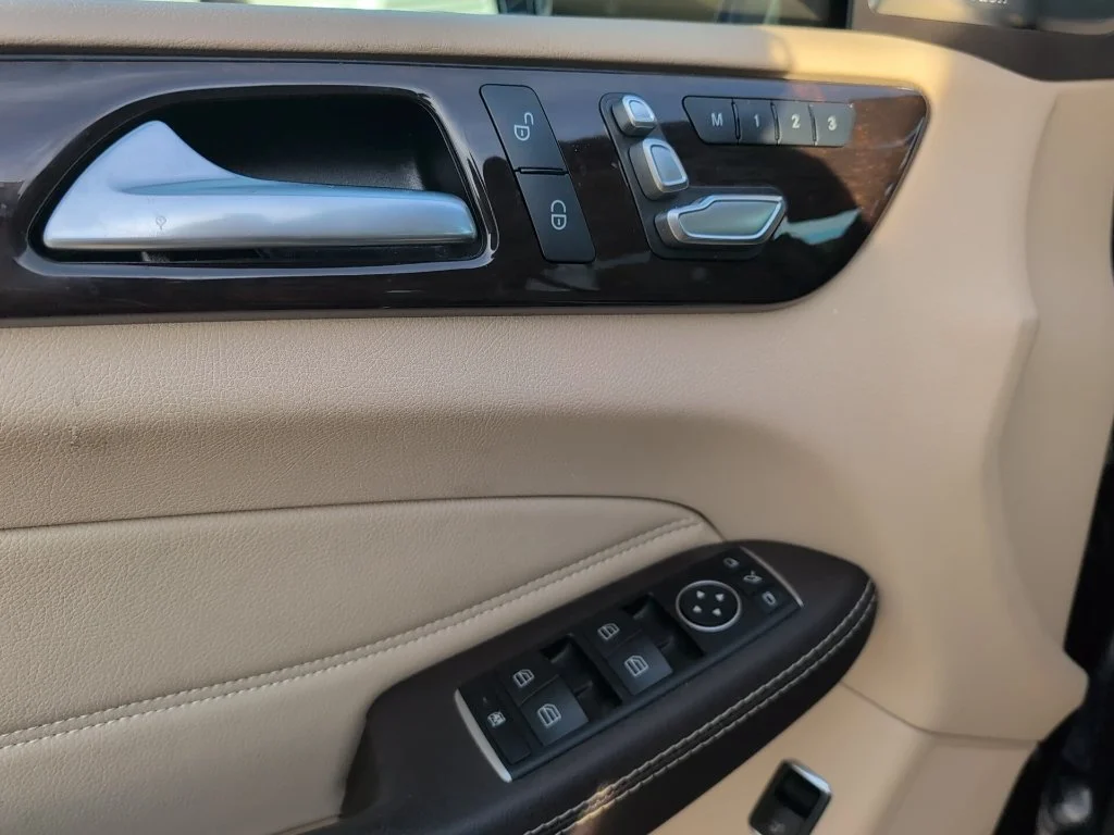 Used 2017 Lunar Blue Metallic Mercedes-Benz GLE 350 image 16