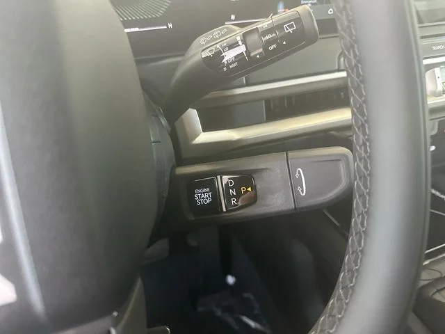 New 2027 Glacial White Pearl Kia S image 24