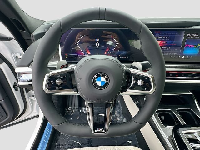 New 2026 White BMW 740i xDrive image 8
