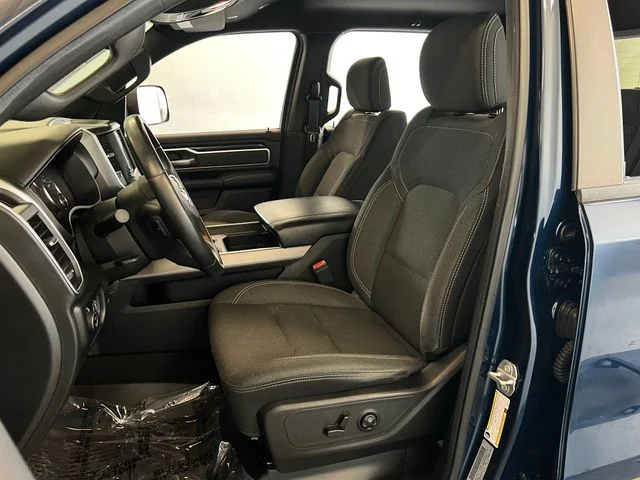 Used 2019 Patriot Blue Pearlcoat Ram Big Horn/Lone Star image 27