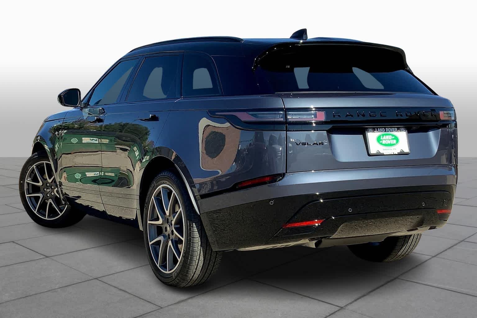 Used 2025 Varesine Blue Metallic Land Rover Dynamic SE image 12