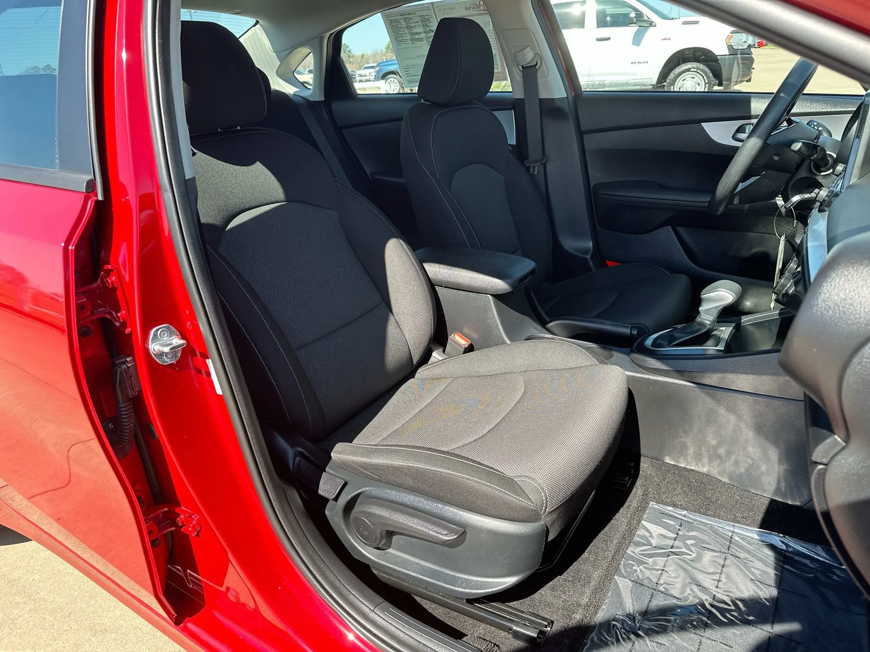 Used 2024 Currant Red Kia LXS image 22