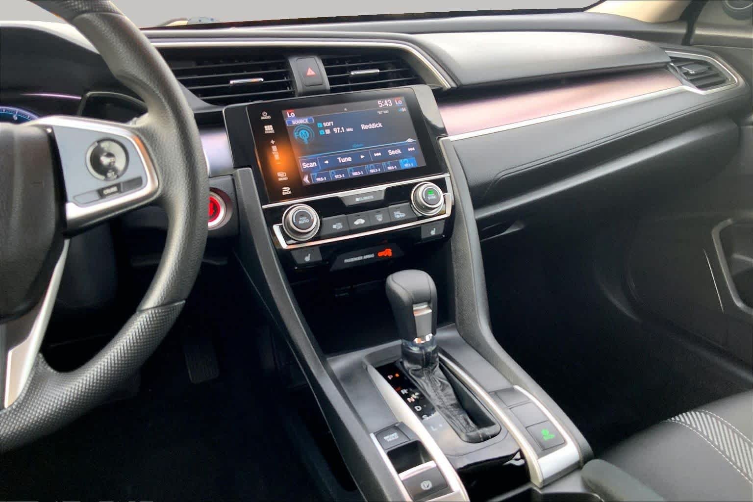 Used 2016  Honda EX-T image 6