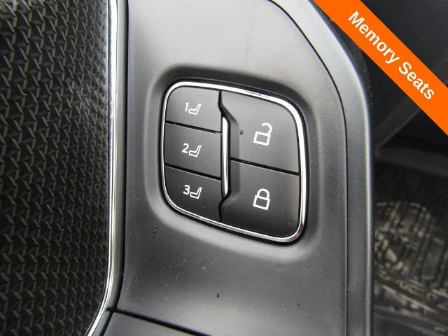 New 2026 Agate Black Metallic Ford Raptor® image 44