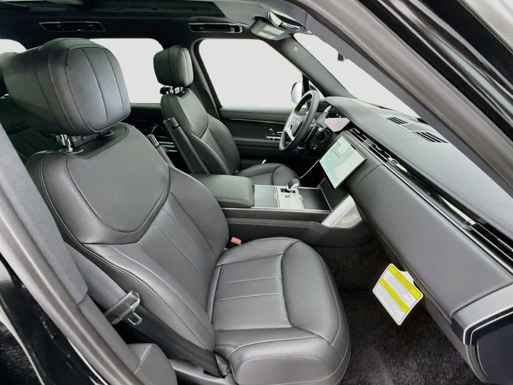New 2026 Santorini Black Land Rover SE image 20