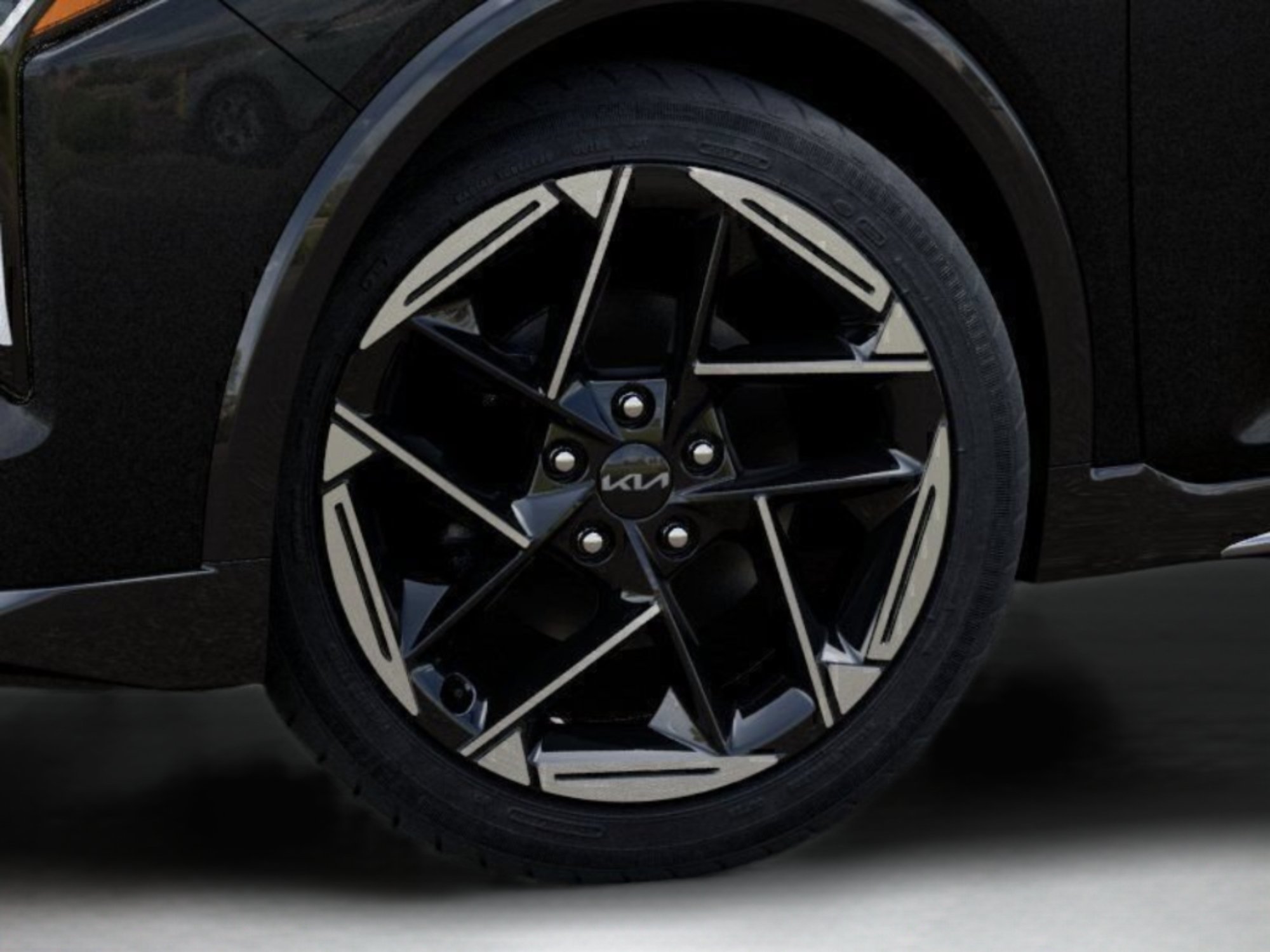 New 2026 Interstellar Gray Kia GT-Line image 9