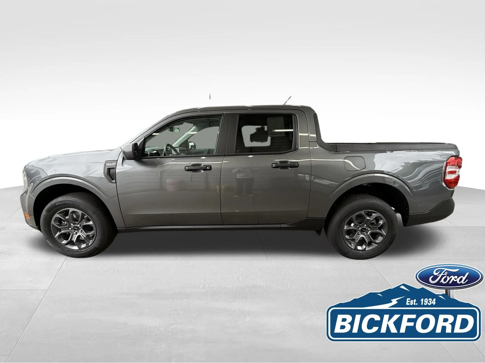 New 2026 Gray Ford XLT image 9