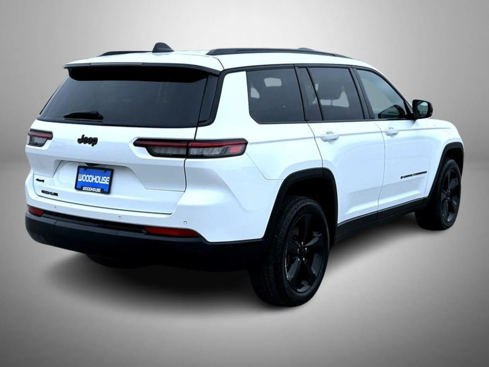 Certified Used 2024 White Jeep Altitude X image 5