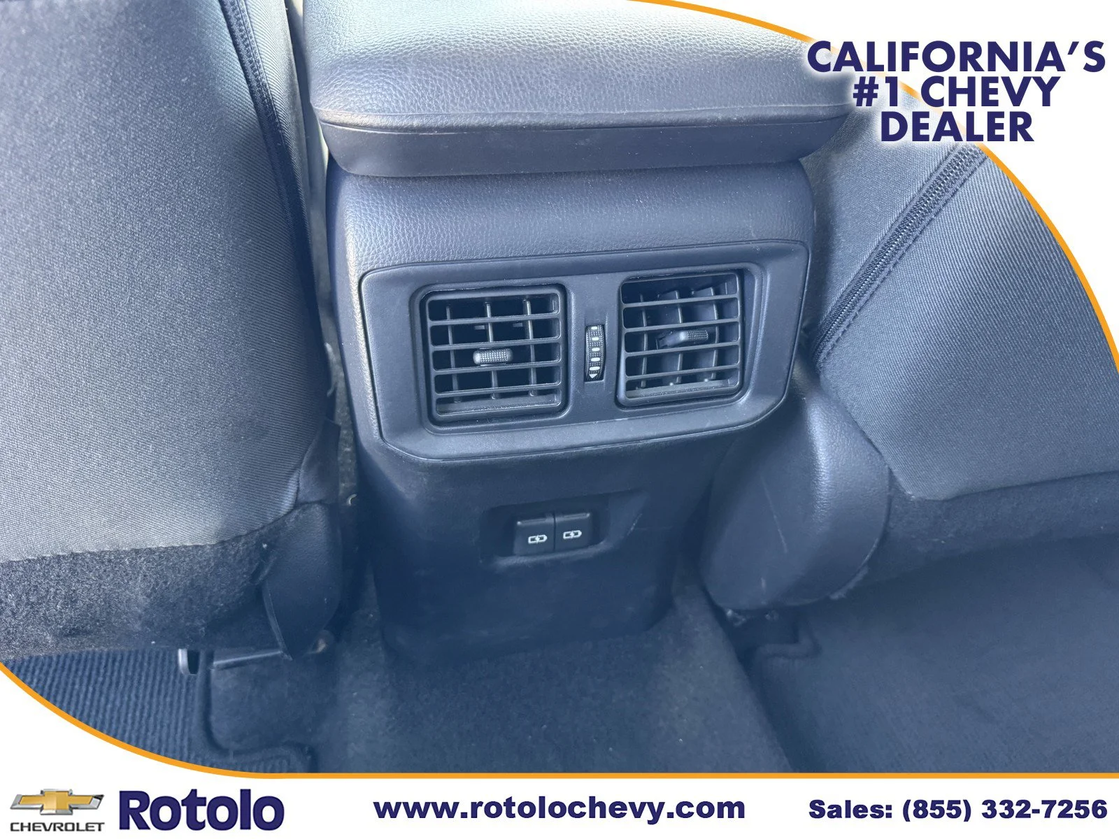 Used 2024 MAGNETIC GRAY MET Toyota XLE image 15