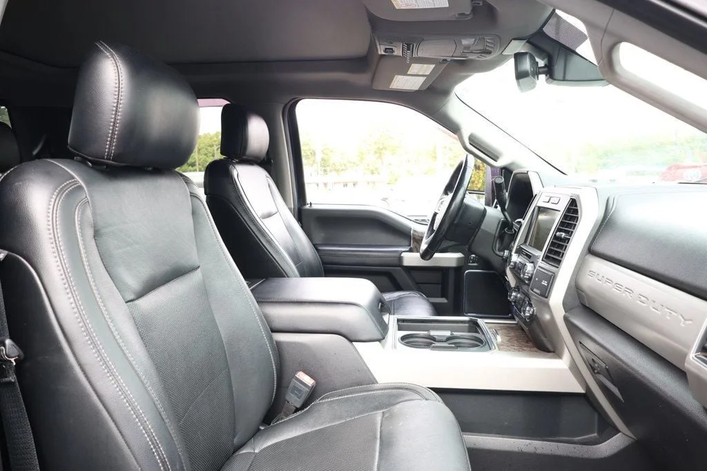 Used 2019 Blue Jeans Metallic Ford LARIAT 4WD Crew Cab 6.75