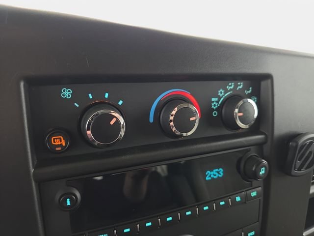 Used 2022 White Chevrolet LT image 21