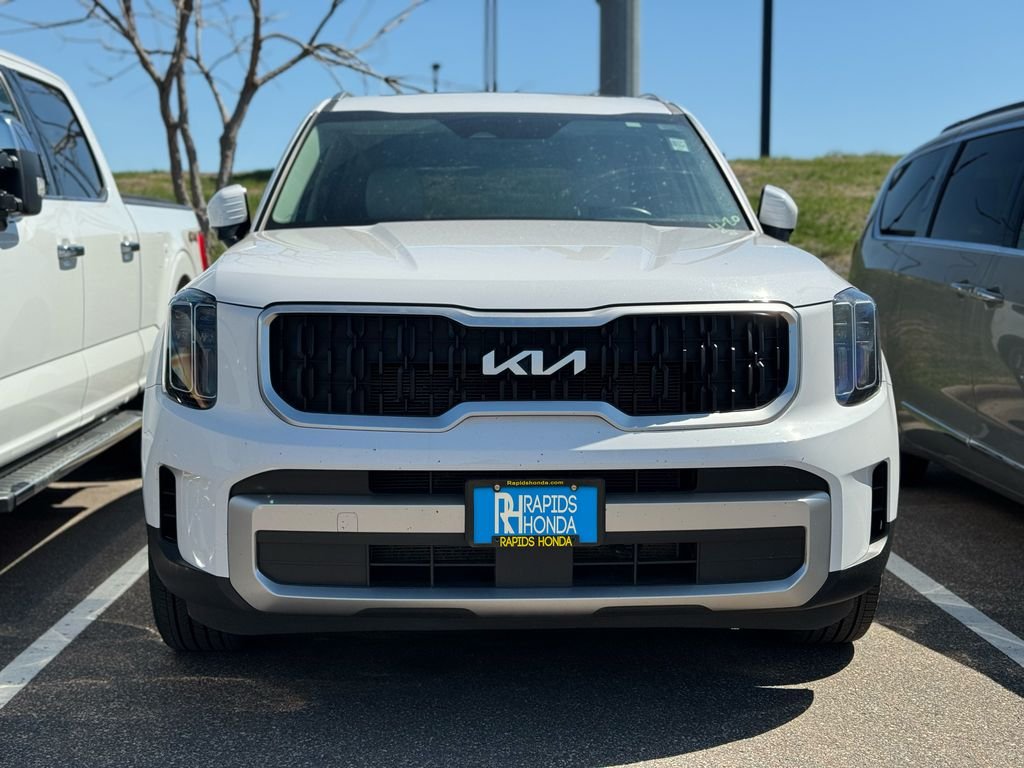 Used 2023 Kia Telluride EX with VIN 5XYP3DGC4PG350796 for sale in Coon Rapids, Minnesota