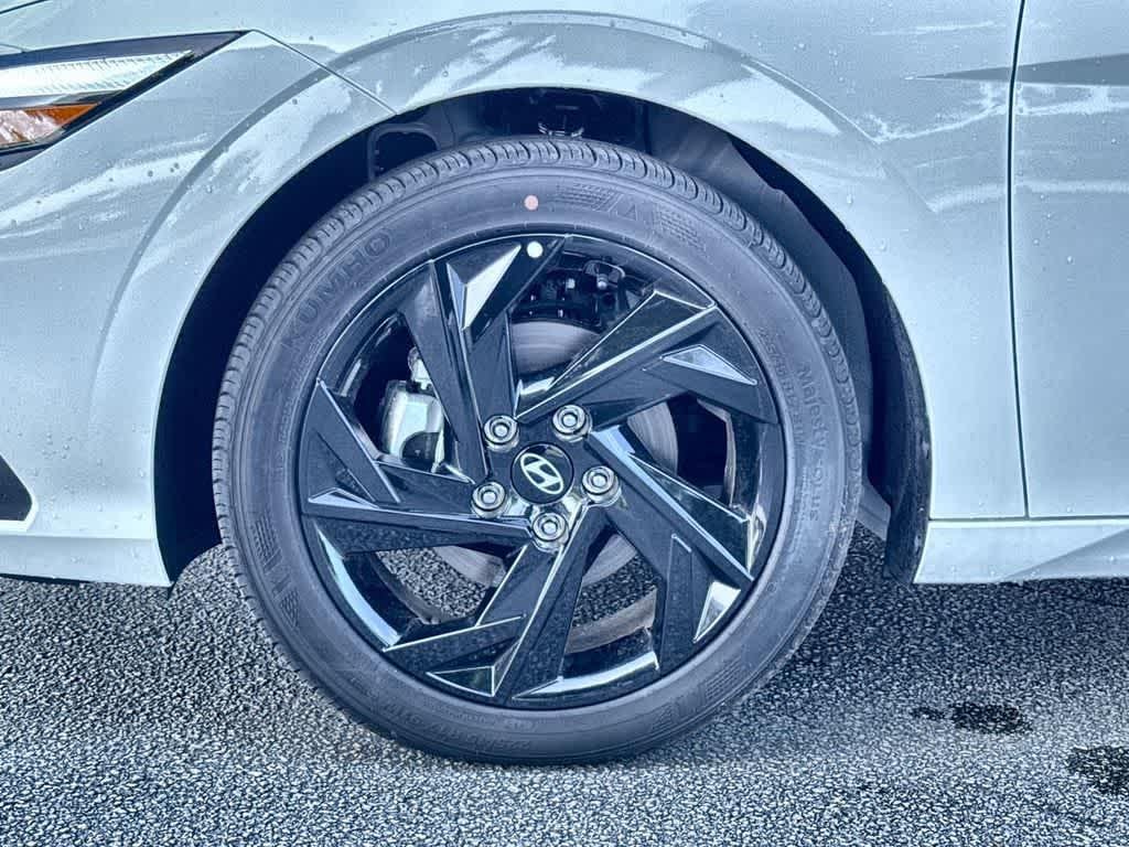 2026 Hyundai Elantra SEL Sport - Photo 11