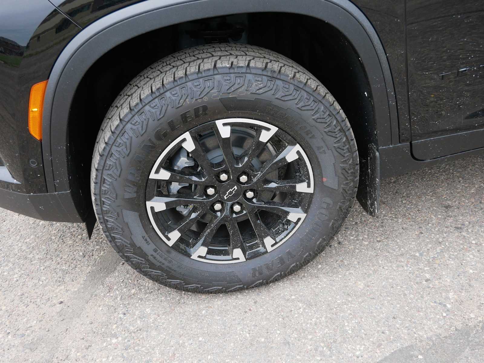 2026 Chevrolet Traverse Z71 - Photo 9