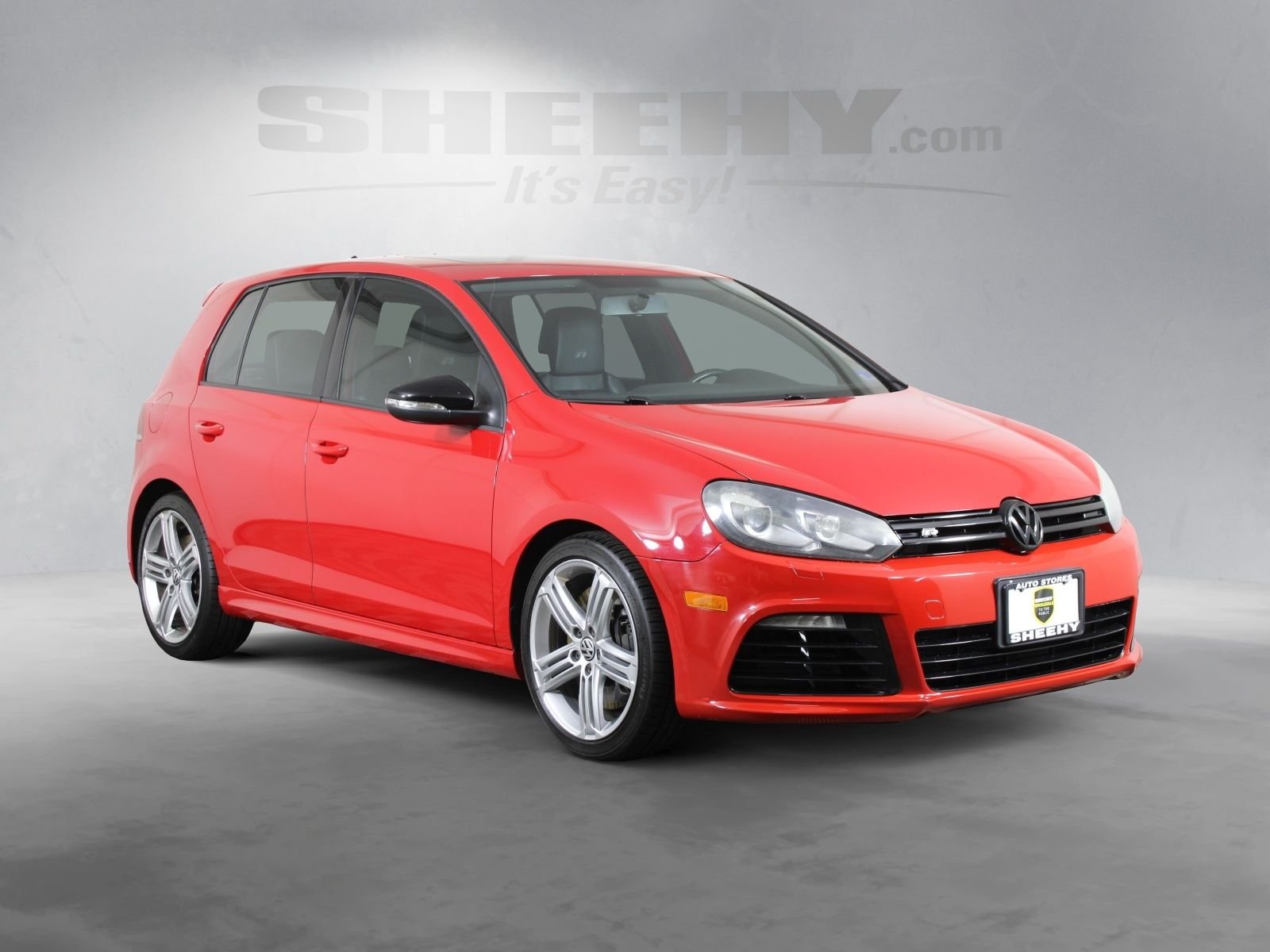 Used 2012 Red Volkswagen R image 2