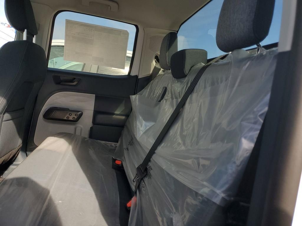 New 2026 Oxford White Ford XLT image 25