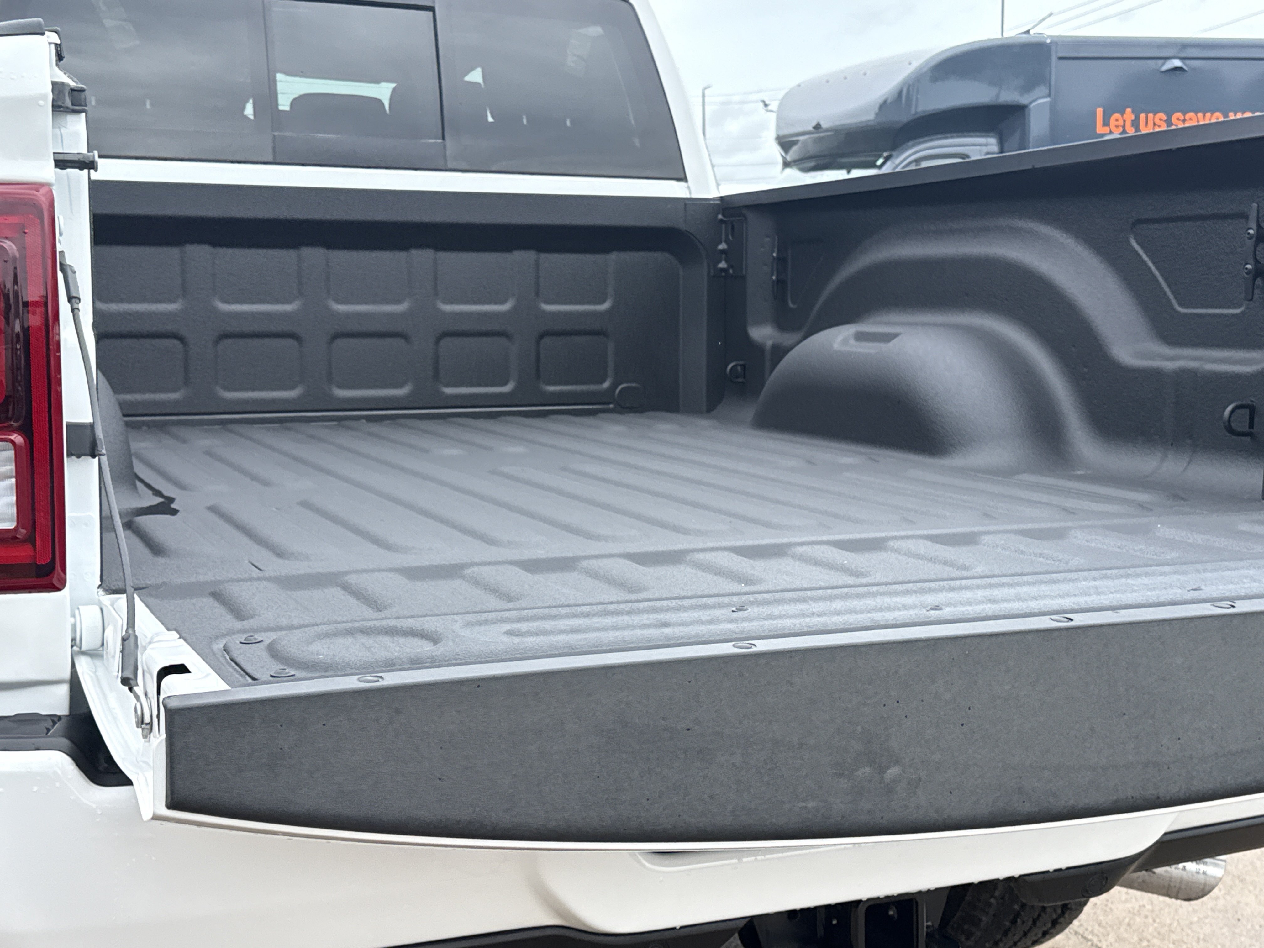 New 2026 Bright White Clear-Coat Exterior Paint RAM Laramie image 10