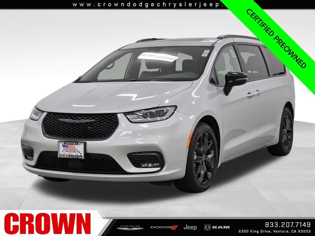Used 2026 Silver Chrysler Limited image 3