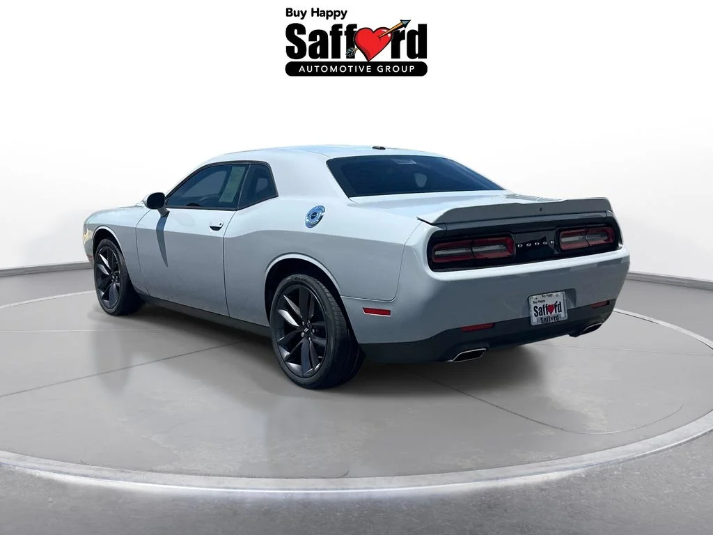 Used 2021 Gray Dodge SXT image 6