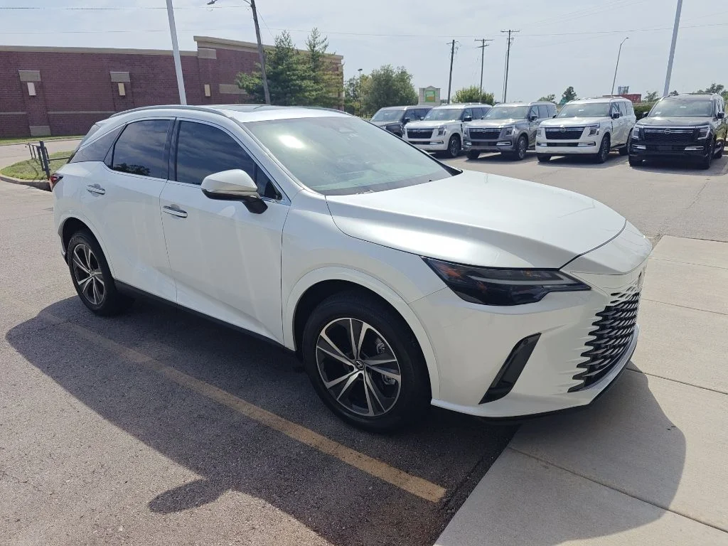 Used 2023 Lexus RX 350 with VIN 2T2BAMCA9PC019062 for sale in Kansas City
