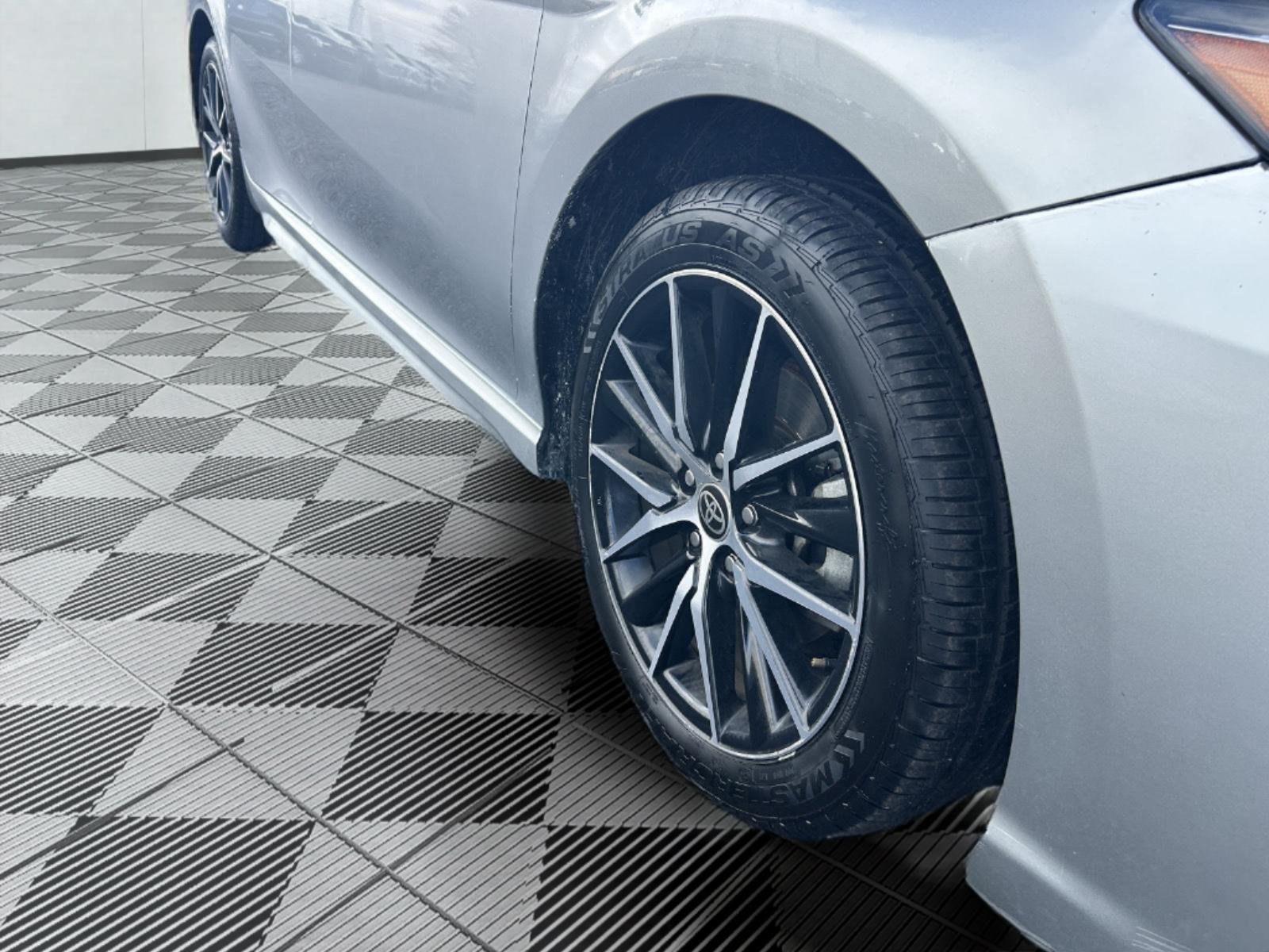 Certified 2022 Toyota Camry SE with VIN 4T1G11AKXNU714375 for sale in Kansas City