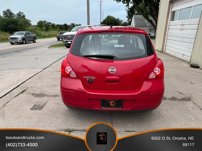 Used 2008 Red Nissan S Hatchback 4D image 7