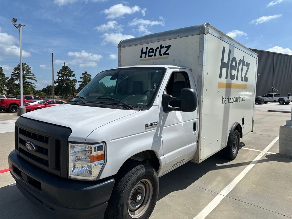 2023 Ford E-Series SRW E-350 Super Duty 138 in WB's photo