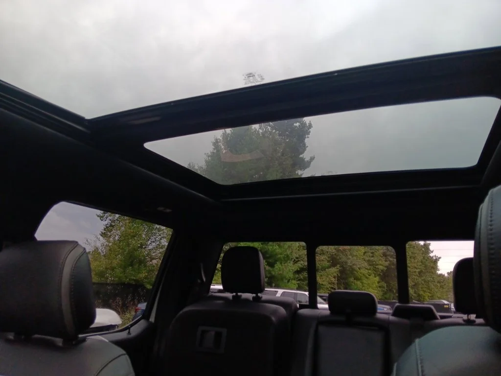 Used 2015 Ingot Silver Ford Platinum image 29