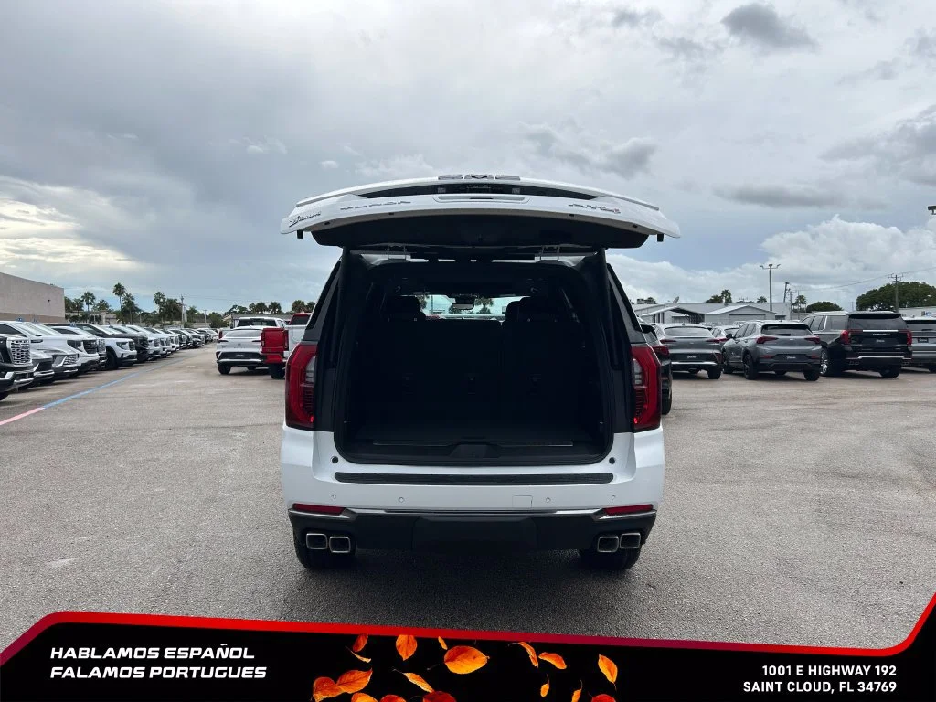 2026 GMC Yukon AT4 - Photo 17