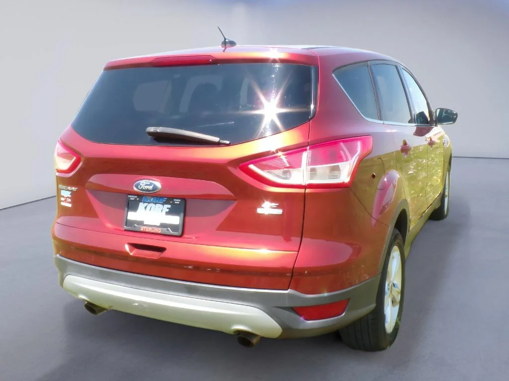 Used 2016 Sunset Ford SE image 5