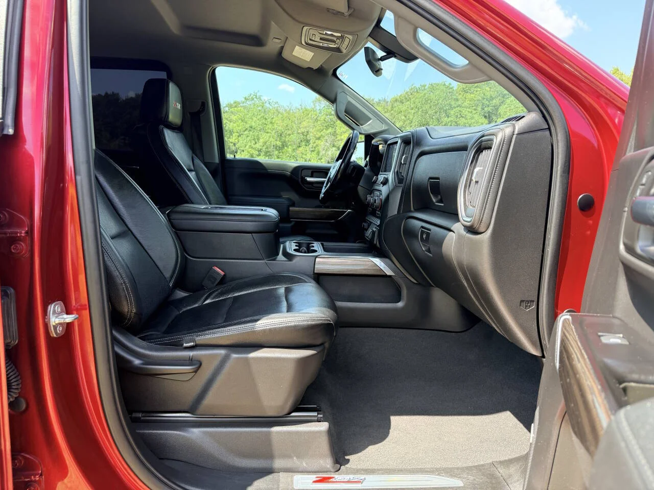 Used 2019 Maroon Chevrolet RST 4x4 4dr Crew Cab 5.8 ft. SB image 15