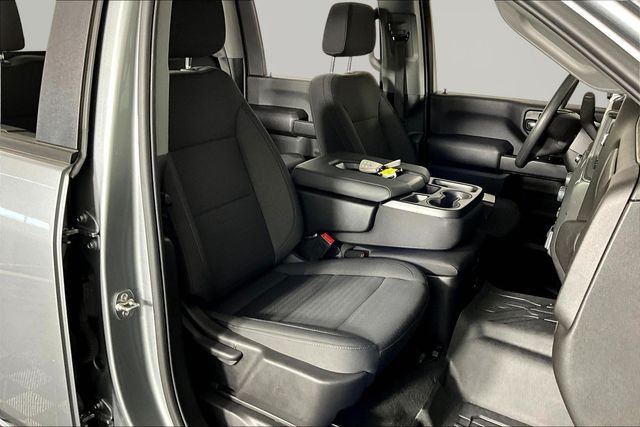 Used 2025 Gray Chevrolet Custom image 28